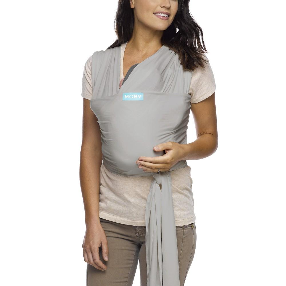 how to wrap a newborn in a moby